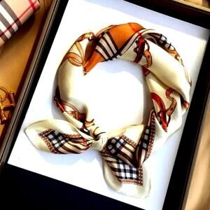 Mulberry Silky Neck Scarf Classic Chain Plaid Print Versatile Scarf